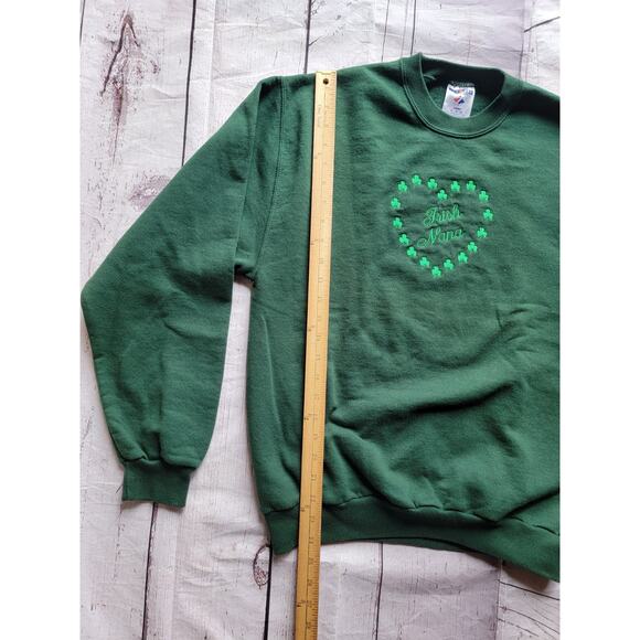 Irish Nana Shamrock Heart Embroidered Green Sweatshirt Jerzees Size M St Patrick - Picture 4 of 7